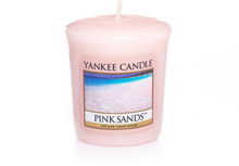 Carica l'immagine nel visualizzatore di Gallery, Yankee Candle, Pink Sands, rosa, mare, spiaggia, sampler, candele profumate, profumi, regalo, colori, candele americane