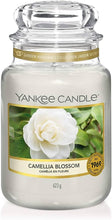 Carica l&#39;immagine nel visualizzatore di Gallery, Arredamento casa - cose di casa - casa negozio - oggettistica casa - oggetti per la casa - casa nuova - accessori per la casa - negozio casa - negozi per la casa - yankee candle - arredamento casa online - yankee candle offerte - yankee candle prezzi - candele profumate - candele yankee candle - essenza yankee - yankee candle olbia - candele olbia - cereria olbia - Olbia - negozio di yankee candle - giara grande - camelia blossom