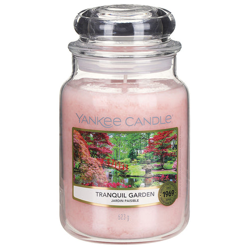 Arredamento casa - cose di casa - casa negozio - oggettistica casa - oggetti per la casa - casa nuova - accessori per la casa - negozio casa - negozi per la casa - yankee candle - arredamento casa online - yankee candle offerte - yankee candle prezzi - candele profumate - candele yankee candle - essenza yankee - yankee candle olbia - candele olbia - cereria olbia - Olbia - negozio di yankee candle - giara grande - tranquil garden