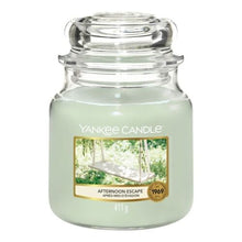 Carica l&#39;immagine nel visualizzatore di Gallery, Arredamento casa - cose di casa - casa negozio - oggettistica casa - oggetti per la casa - casa nuova - accessori per la casa - negozio casa - negozi per la casa - yankee candle - arredamento casa online - yankee candle offerte - yankee candle prezzi - candele profumate - candele yankee candle - essenza yankee - yankee candle olbia - candele olbia - cereria olbia - Olbia - negozio di yankee candle - giara media - afternoon escape