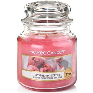 Arredamento casa - cose di casa - casa negozio - oggettistica casa - oggetti per la casa - casa nuova - accessori per la casa - negozio casa - negozi per la casa - yankee candle - arredamento casa online - yankee candle offerte - yankee candle prezzi - candele profumate - candele yankee candle - essenza yankee - yankee candle olbia - candele olbia - cereria olbia - Olbia - negozio di yankee candle - giara piccola - roseberry sorbet