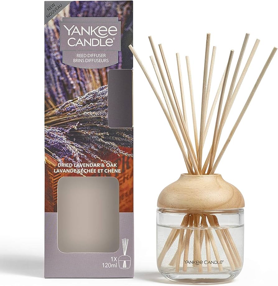 Arredamento casa - cose di casa - casa negozio - oggettistica casa - oggetti per la casa - casa nuova - accessori per la casa - negozio casa - negozi per la casa - yankee candle - arredamento casa online - yankee candle offerte - yankee candle prezzi - candele profumate - candele yankee candle - essenza yankee - yankee candle olbia - candele olbia - cereria olbia - Olbia - negozio di yankee candle - reed diffuser - dried lavender & oak