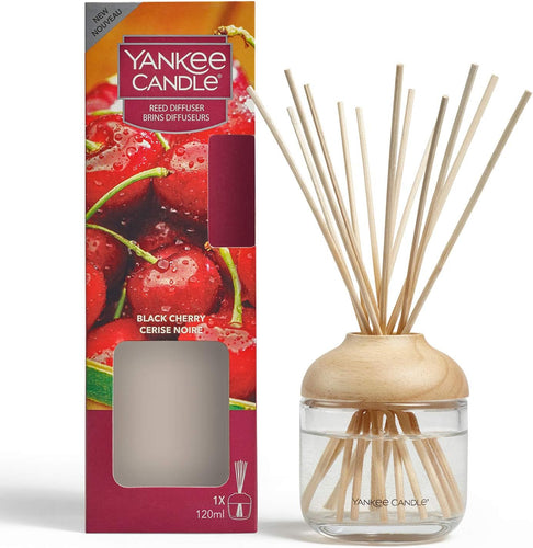 Arredamento casa - cose di casa - casa negozio - oggettistica casa - oggetti per la casa - casa nuova - accessori per la casa - negozio casa - negozi per la casa - yankee candle - arredamento casa online - yankee candle offerte - yankee candle prezzi - candele profumate - candele yankee candle - essenza yankee - yankee candle olbia - candele olbia - cereria olbia - Olbia - negozio di yankee candle - reed diffuser - black cherry