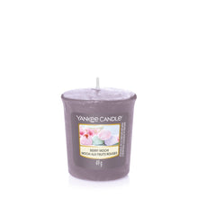 Carica l&#39;immagine nel visualizzatore di Gallery, Arredamento casa - cose di casa - casa negozio - oggettistica casa - oggetti per la casa - casa nuova - accessori per la casa - negozio casa - negozi per la casa - yankee candle - arredamento casa online - yankee candle offerte - yankee candle prezzi - candele profumate - candele yankee candle - essenza yankee - yankee candle olbia - candele olbia - cereria olbia - Olbia - negozio di yankee candle - sampler - berry mochi  