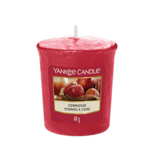 Carica l&#39;immagine nel visualizzatore di Gallery, Arredamento casa - cose di casa - casa negozio - oggettistica casa - oggetti per la casa - casa nuova - accessori per la casa - negozio casa - negozi per la casa - yankee candle - arredamento casa online - yankee candle offerte - yankee candle prezzi - candele profumate - candele yankee candle - essenza yankee - yankee candle olbia - candele olbia - cereria olbia - Olbia - negozio di yankee candle - sampler - ciderhouse