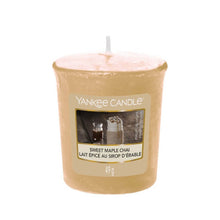 Carica l&#39;immagine nel visualizzatore di Gallery, Arredamento casa - cose di casa - casa negozio - oggettistica casa - oggetti per la casa - casa nuova - accessori per la casa - negozio casa - negozi per la casa - yankee candle - arredamento casa online - yankee candle offerte - yankee candle prezzi - candele profumate - candele yankee candle - essenza yankee - yankee candle olbia - candele olbia - cereria olbia - Olbia - negozio di yankee candle - sampler - sweet maple chai