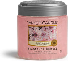 Carica l&#39;immagine nel visualizzatore di Gallery, Arredamento casa - cose di casa - casa negozio - oggettistica casa - oggetti per la casa - casa nuova - accessori per la casa - negozio casa - negozi per la casa - yankee candle - arredamento casa online - yankee candle offerte - yankee candle prezzi - candele profumate - candele yankee candle - essenza yankee - yankee candle olbia - candele olbia - cereria olbia - Olbia - negozio di yankee candle - sfere profumate - cherry blossom