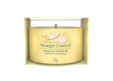 Carica l&#39;immagine nel visualizzatore di Gallery, Arredamento casa - cose di casa - casa negozio - oggettistica casa - oggetti per la casa - casa nuova - accessori per la casa - negozio casa - negozi per la casa - yankee candle - arredamento casa online - yankee candle offerte - yankee candle prezzi - candele profumate - candele yankee candle - essenza yankee - yankee candle olbia - candele olbia - cereria olbia - Olbia - negozio di yankee candle - votive - vanilla cupcake
