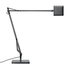 Carica l&#39;immagine nel visualizzatore di Gallery, Lampada da tavolo o scrivania Flos Kelvin EDGE titanio a braccio illuminazione a led