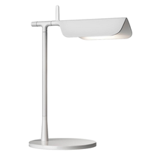 Carica l&#39;immagine nel visualizzatore di Gallery, Lampada da tavolo Flos Tab T LED stile moderno minimal bianco